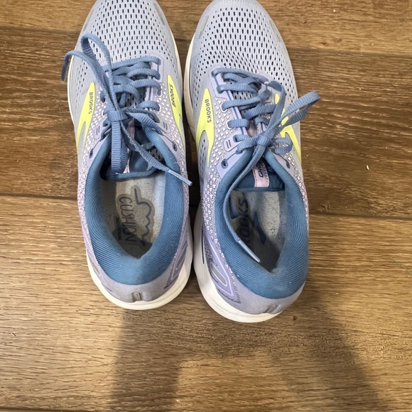 Brooks Ghost 14 Womens Running Shoes EUC - Picture 6 of 9